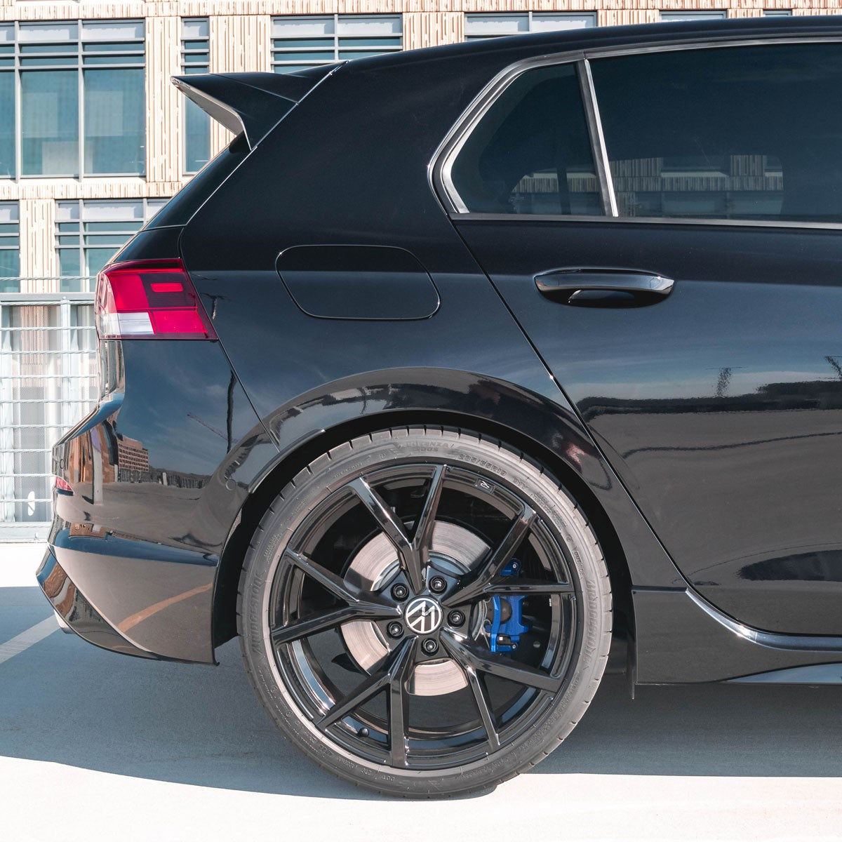 Dynamic+ Lowering Springs for MK8 Volkswagen Golf R - image 9
